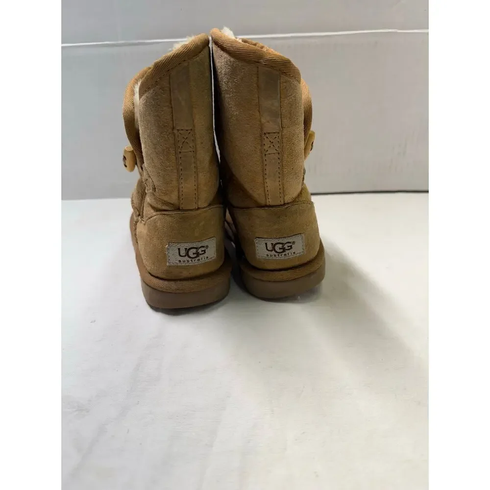 UGG kids boots girls size 2 color brown the color of the boots is faded